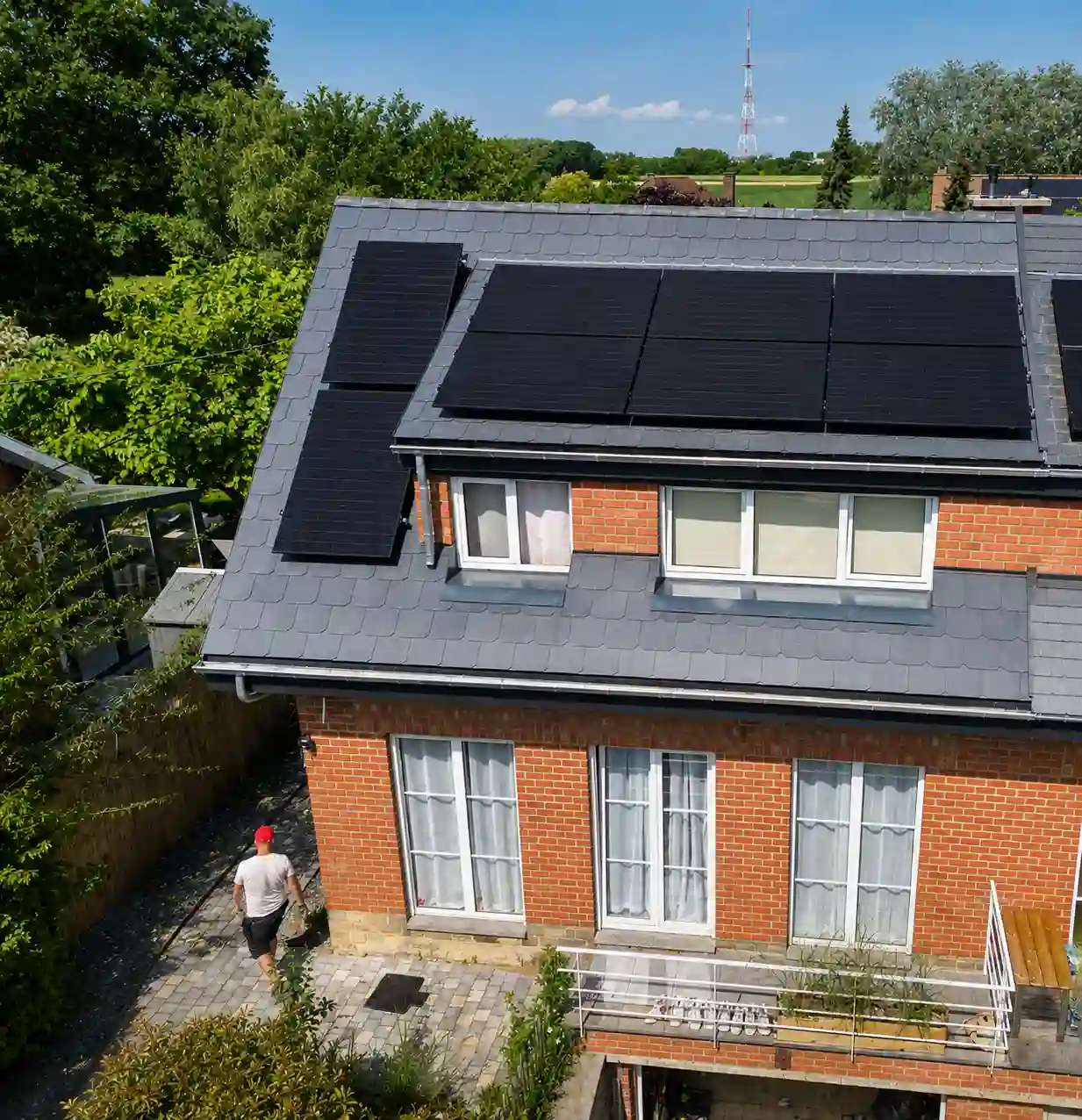 Panneaux solaires à Liège installés sur une maison familiale