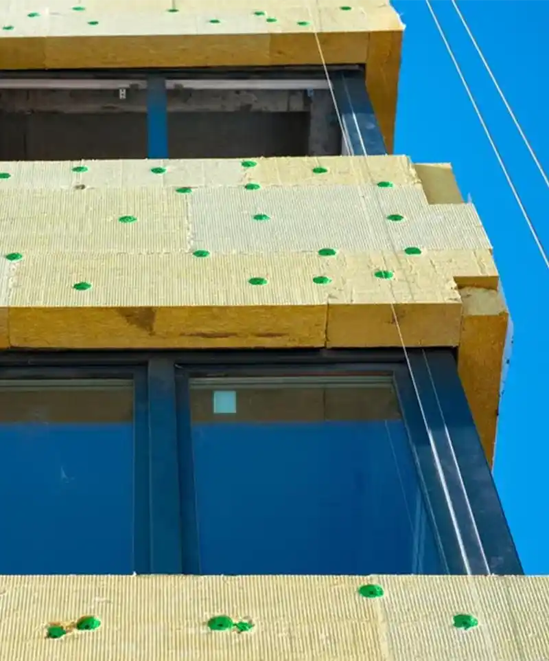 Travaux d’isolation de façade IronBuilders
